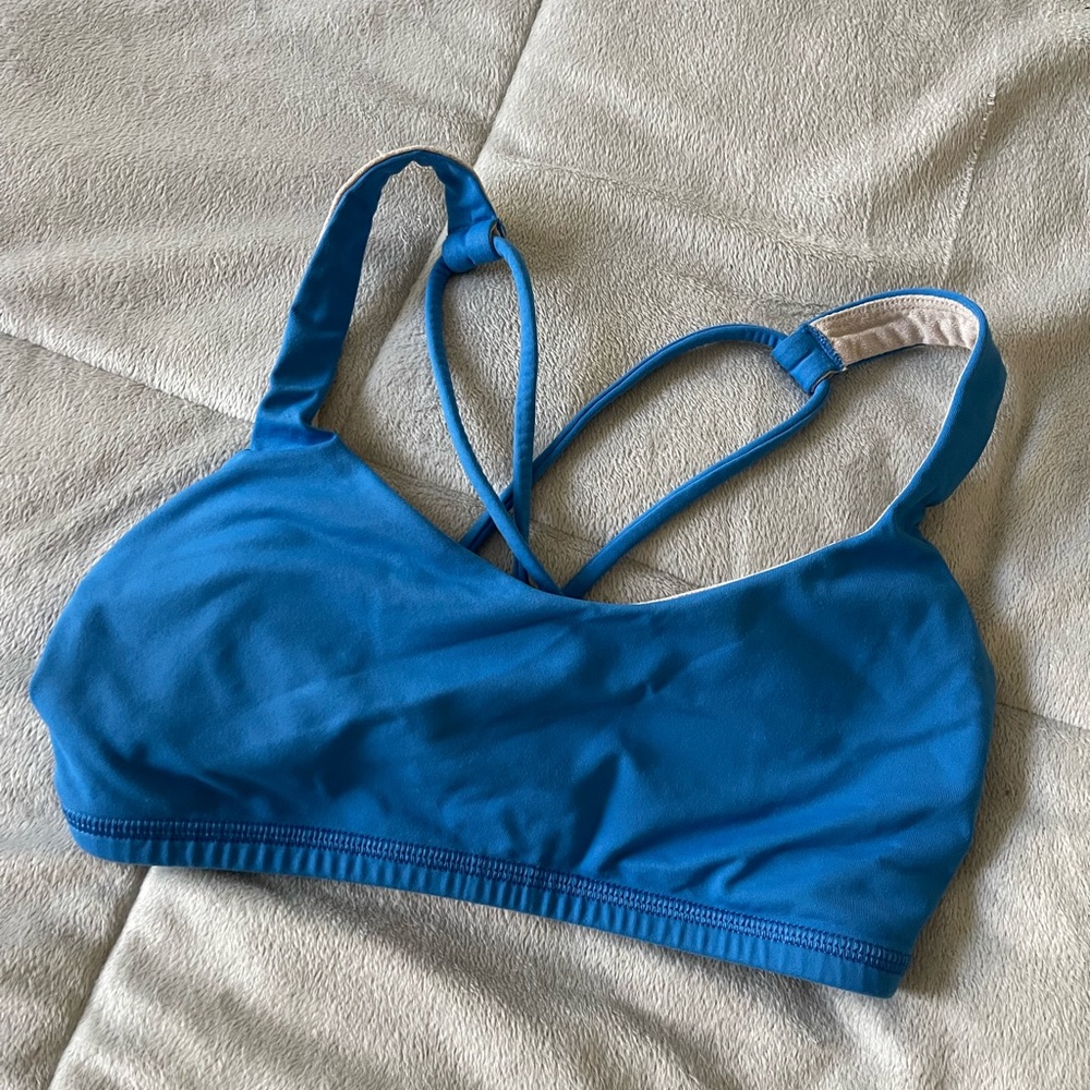 Lululemon sports bra